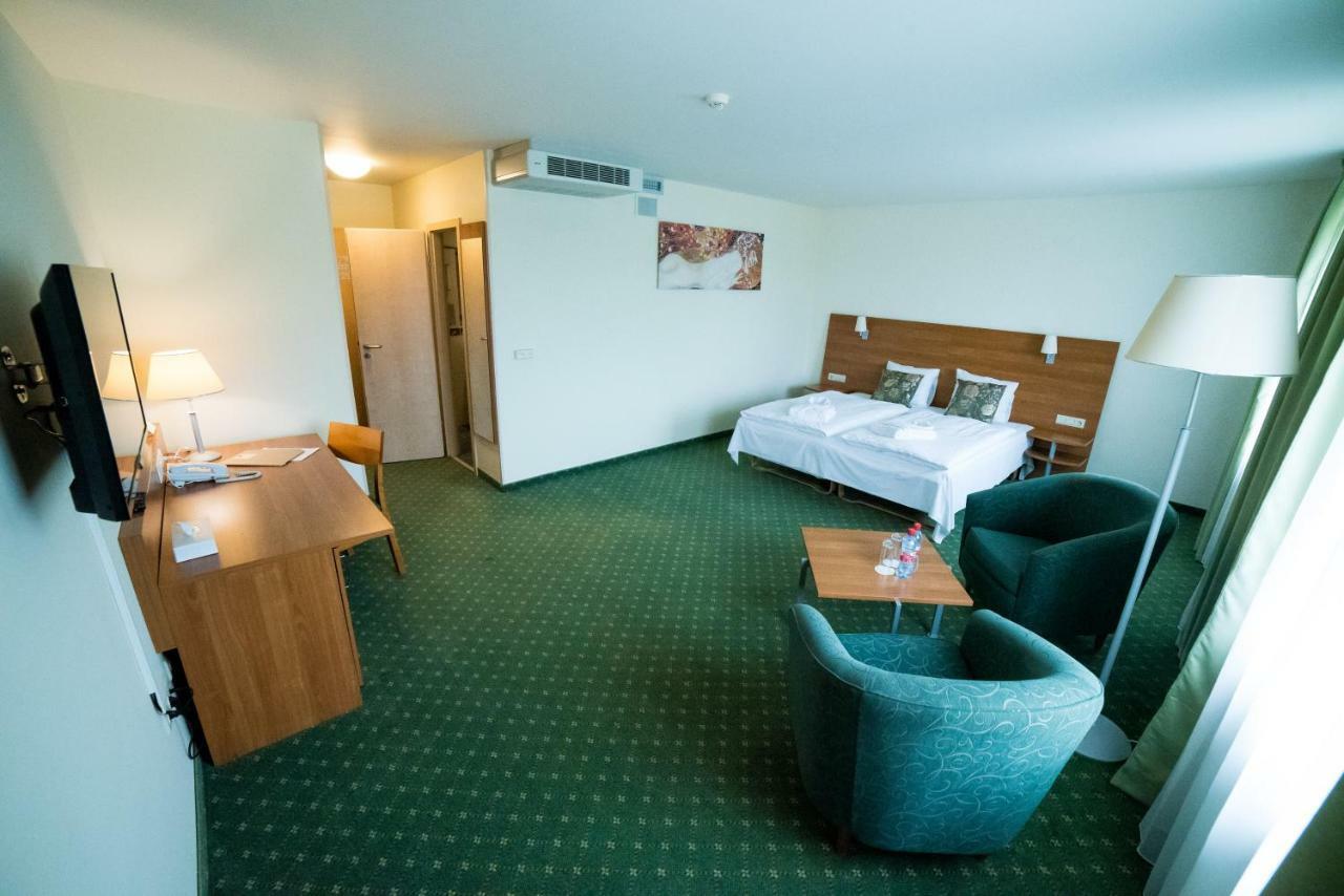Hotel Tigra Priekuļi 외부 사진